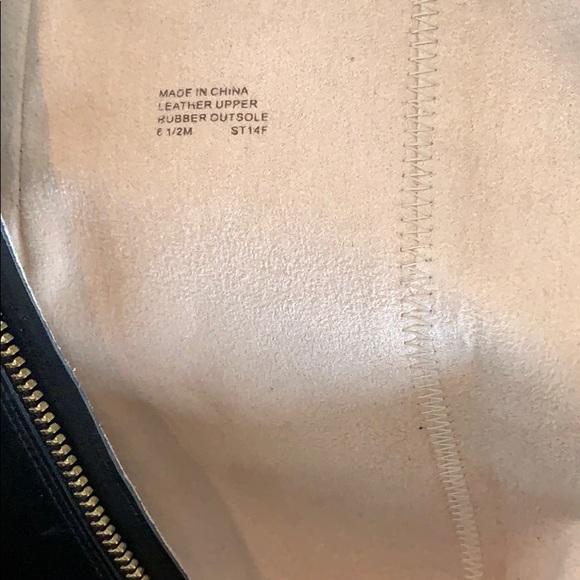 Boots - Picture 4 of 4